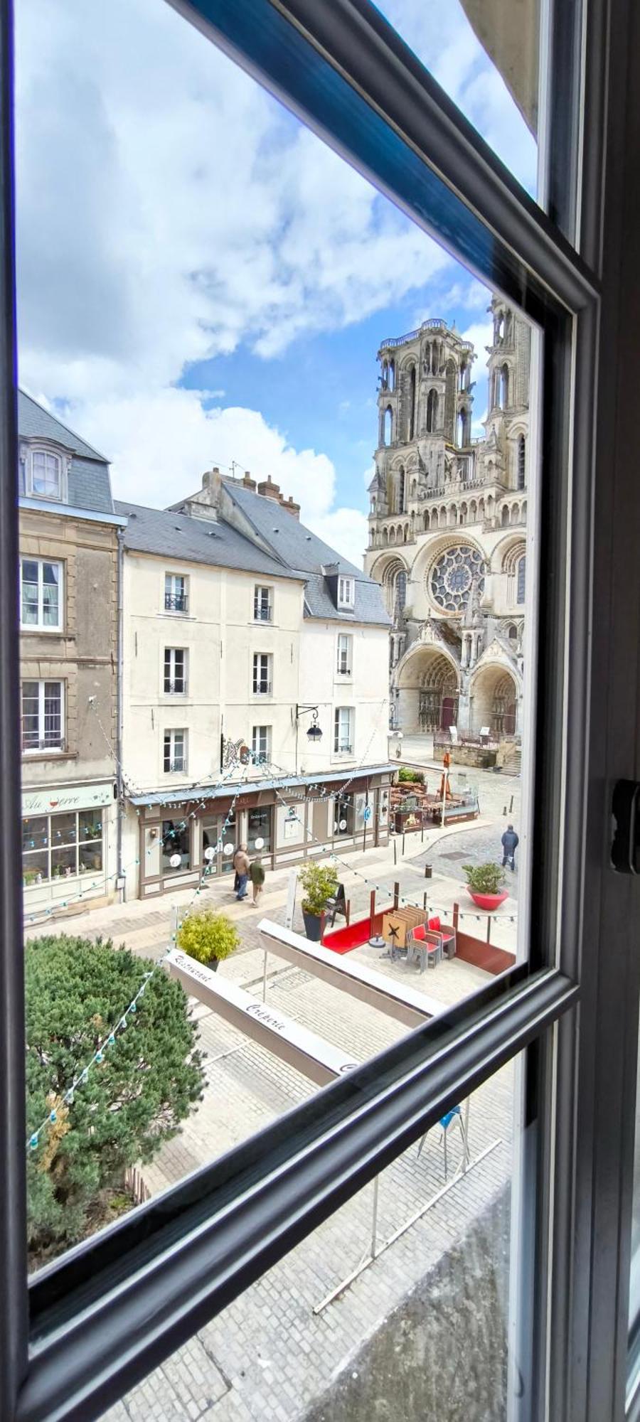 Studio Vue Cathedrale Laon Luaran gambar